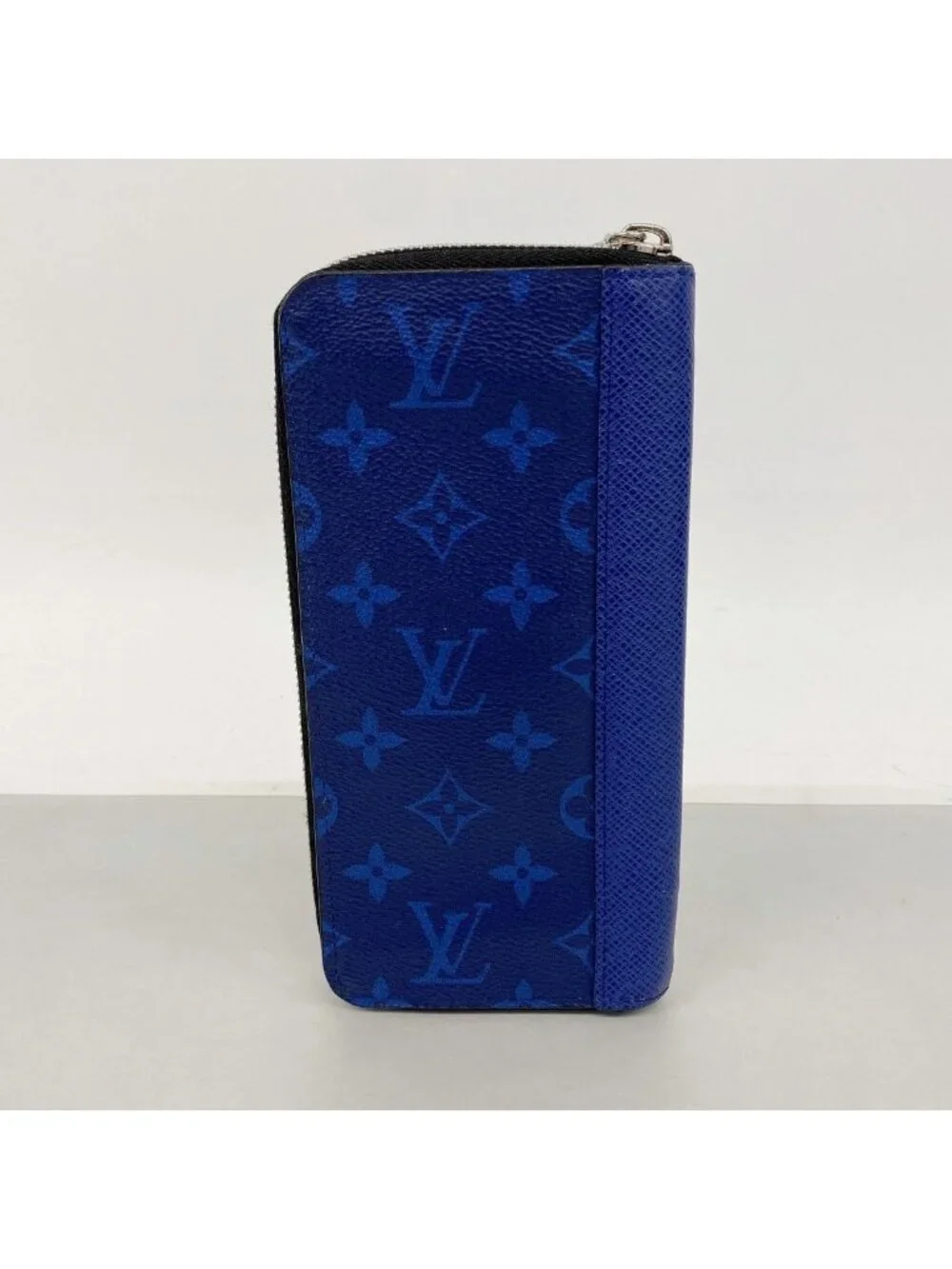 Louis Vuitton Wallet Taigarama Zippy Vertical Cobalt